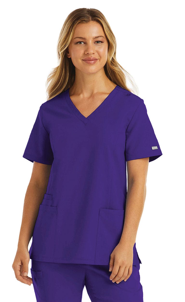 MAEVN MOMENTUM SCRUB TOP FROM COULEE SCRUBS